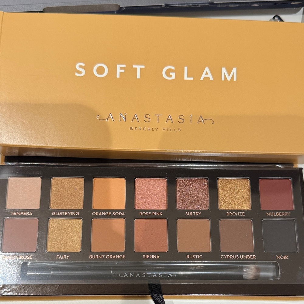 Anastasia Beverly Hills Soft Glam Eyeshadow Palette - Warm Tones